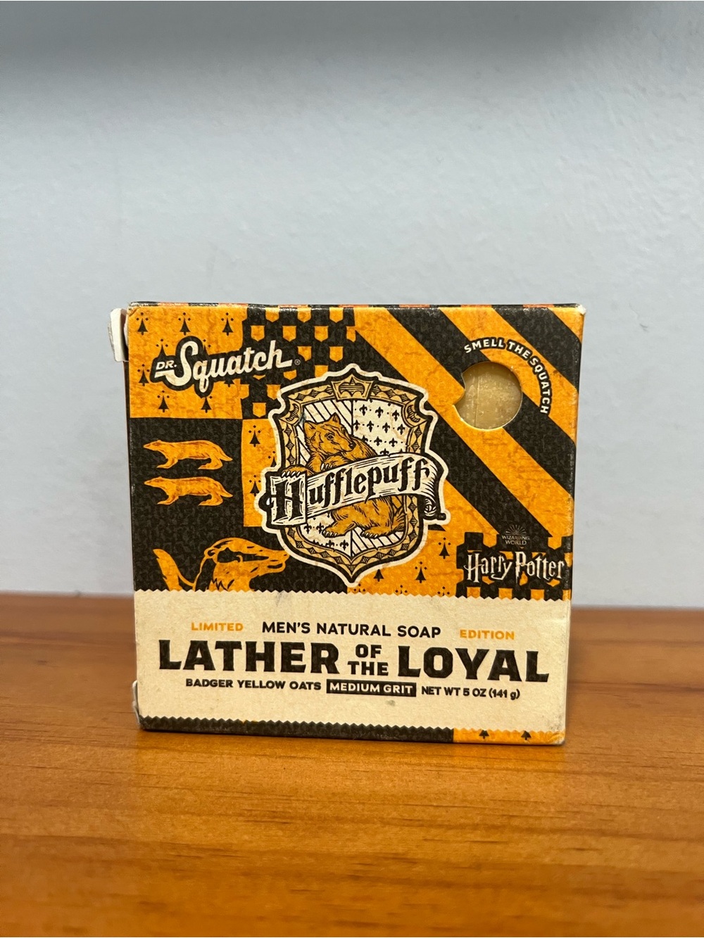 DOCTOR SQUATCH NIB Harry Potter Lather Of The Loyal Hufflepuff Natural Bar Soap